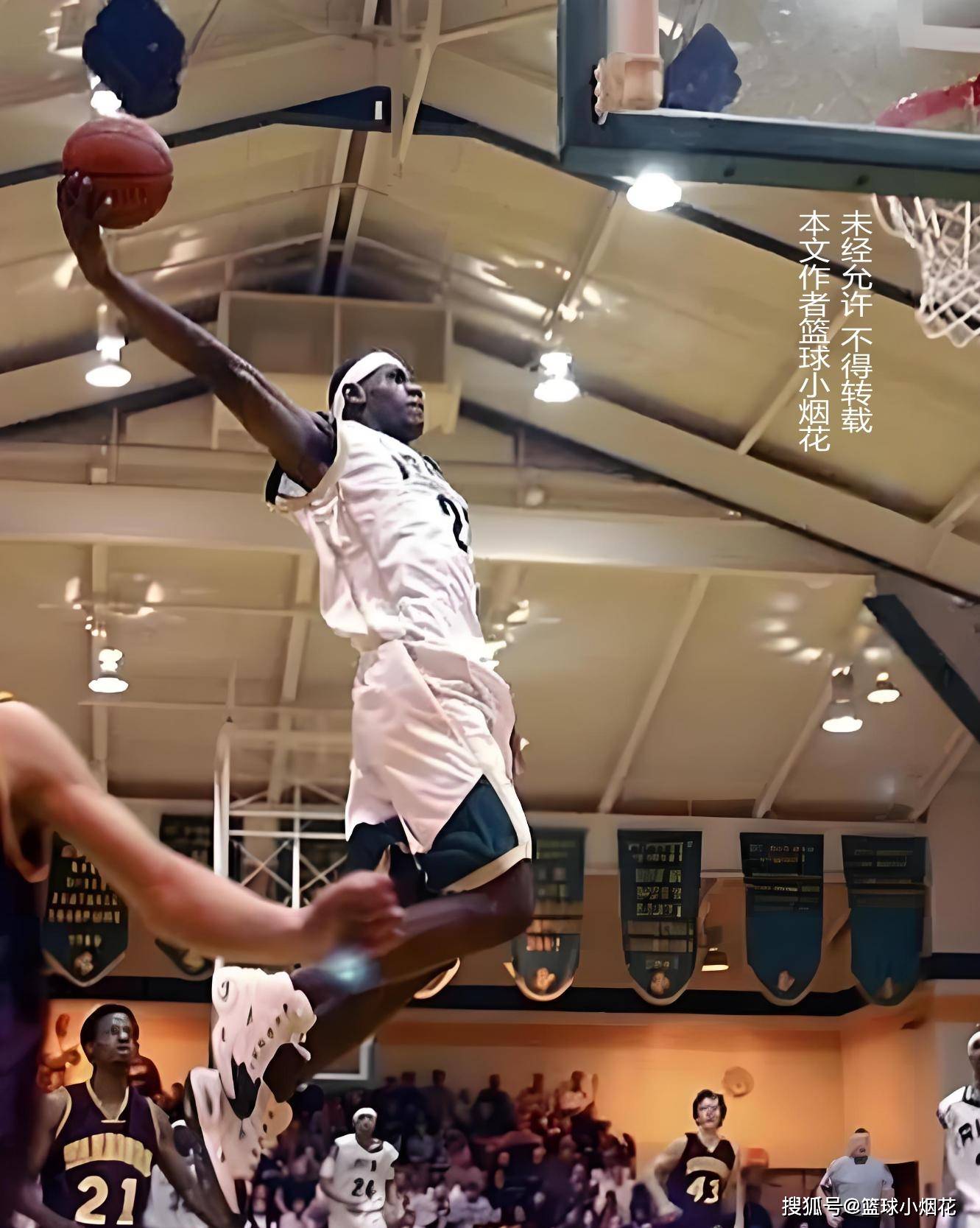 47岁斯洛特赢了！利物浦1-0创欧冠16年纪录 萨拉赫再遭炮轰（47岁斯洛特告捷！利物浦1-0改写欧冠16年纪录，萨拉赫再受质疑）