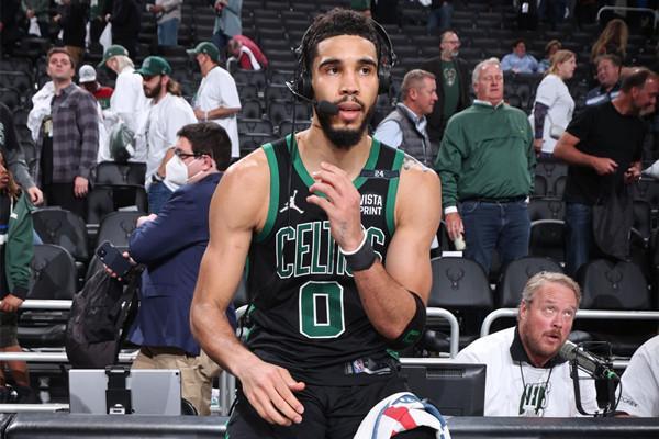 西海岸投资人：我鼓励邵佳一去报名国足，国家需要我义不容辞（西海岸投资人称鼓励邵佳一冲击国足：国家需要，义不容辞）