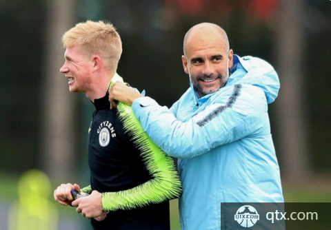 雷霆主场赛前的大屏幕上，已经预告NBA杯半决赛是雷霆vs湖人（雷霆主场赛前大屏幕预告NBA杯半决赛对阵：雷霆vs湖人）