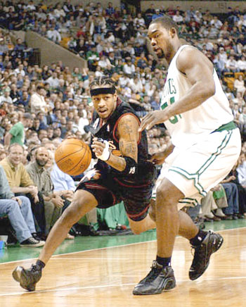 阿德里亚诺：感谢球迷还称我为皇帝；伊布是我合作过最强队友（阿德里亚诺：感谢球迷仍称我皇帝，伊布是我合作过最强的队友）