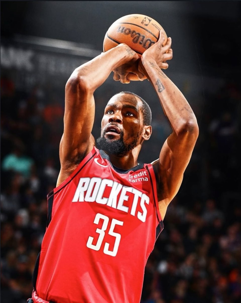 赖特抨击阿森纳球星，称其“形同虚设”应该“30分钟后就被换下”（赖特怒批阿森纳球星：表现形同虚设，30分钟就该被换下）