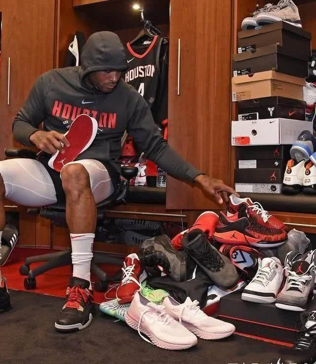 世界杯史话08：意大利赢得的第一座世界杯，靠归化和裁判？（世界杯往事08：意大利首夺桂冠，归化与判罚是关键？）