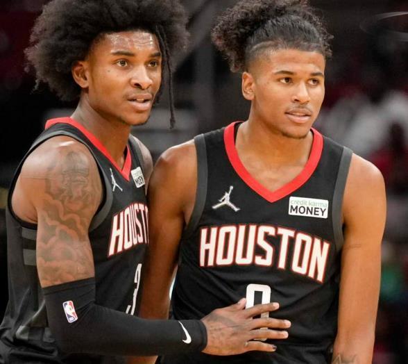 太阳报：伊萨克持续收到死亡威胁，豪掷3万镑购买护卫犬（太阳报：伊萨克屡遭死亡威胁，斥资3万英镑购入护卫犬）