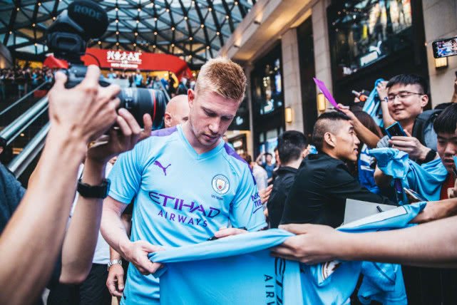 TA专栏：双足怪谢尔基，英超联赛的特立独行者（TA专栏：英超的异类谢尔基，双足魔术师）