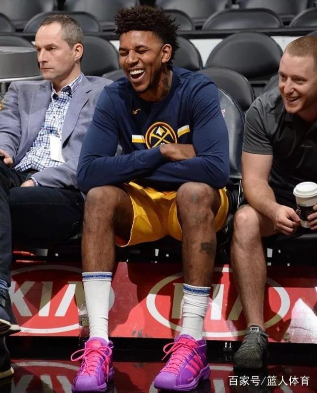 外媒：马赛和国米争18岁中卫布拉尼米尔，哈伊杜克要价600万欧（外媒称马赛与国米竞逐18岁中卫布拉尼米尔，哈伊杜克标价600万欧元）