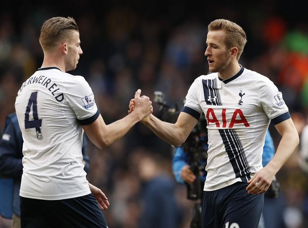 明年征战中超？黄希扬：没考虑那么多，得跟铜梁龙进一步沟通（谈明年征战中超，黄希扬：尚未多想，仍需与铜梁龙进一步沟通）