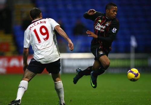 CBA球员最佳阵容提名：前三竞争激烈,（CBA最佳阵容提名出炉：前三名之争白热化）