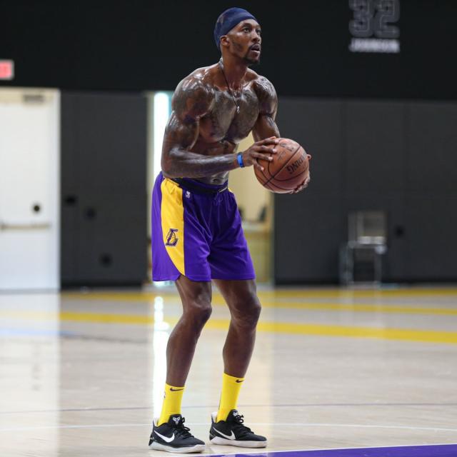 哈兰德：阿森西奥、吕迪格开场就想和我较劲，但我不介意这些（哈兰德：阿森西奥、吕迪格开哨便与我对抗，我并不在乎）