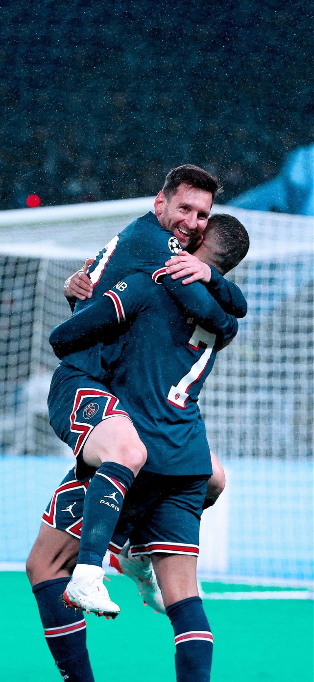 跟队记者：阿连德缺席迈阿密国际今日的训练（随队记者：阿连德未参加迈阿密国际今日训练）