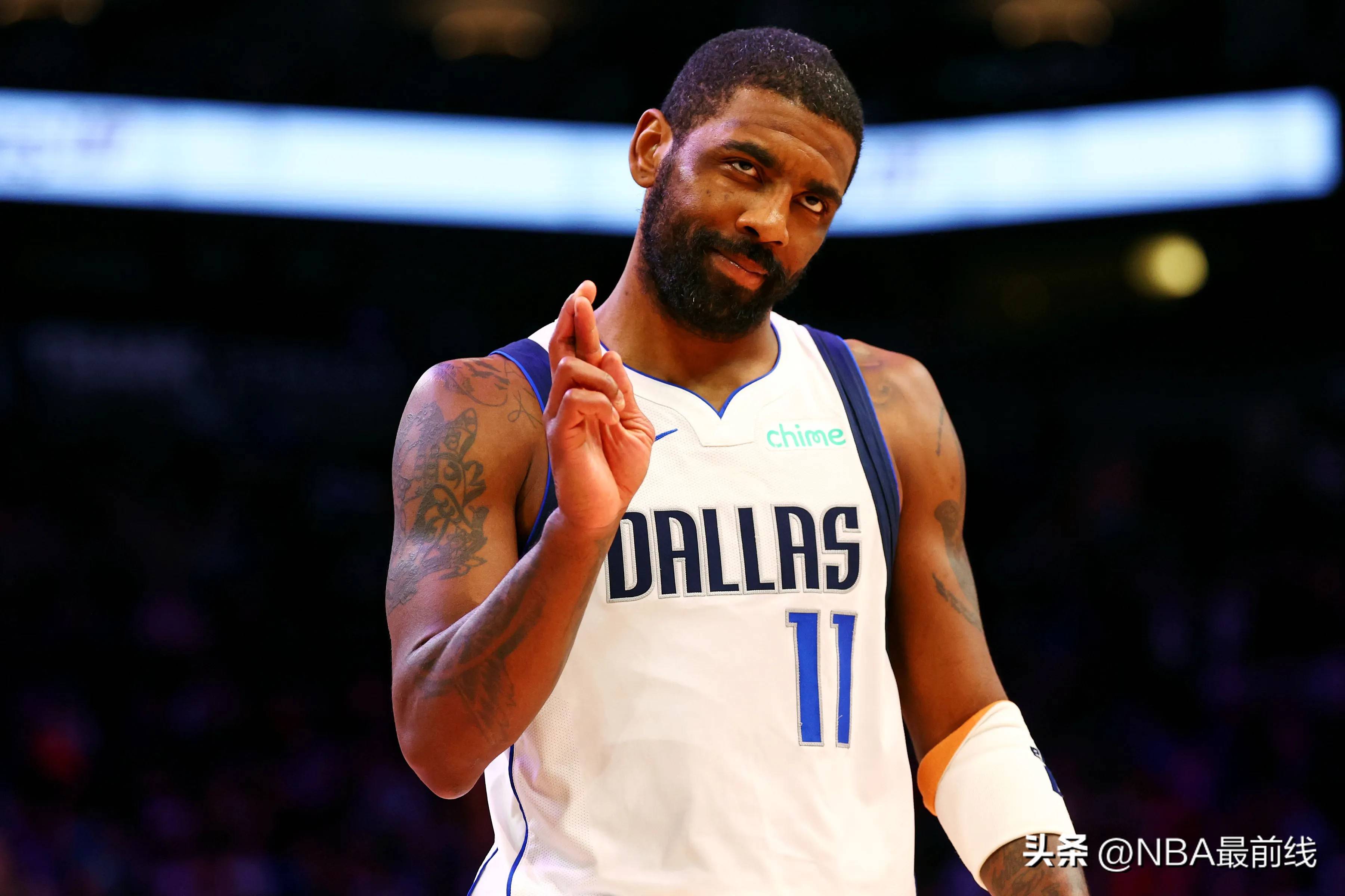 媒体人：邵佳一的最大优势就是省钱、超级省钱（媒体人称：邵佳一最突出的优点是极其节俭）