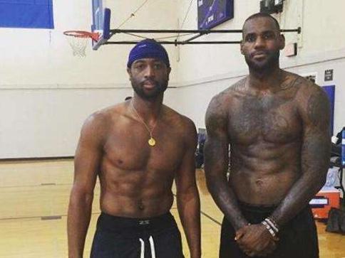 同位置对决看得人上头（同位争锋，越看越上头）