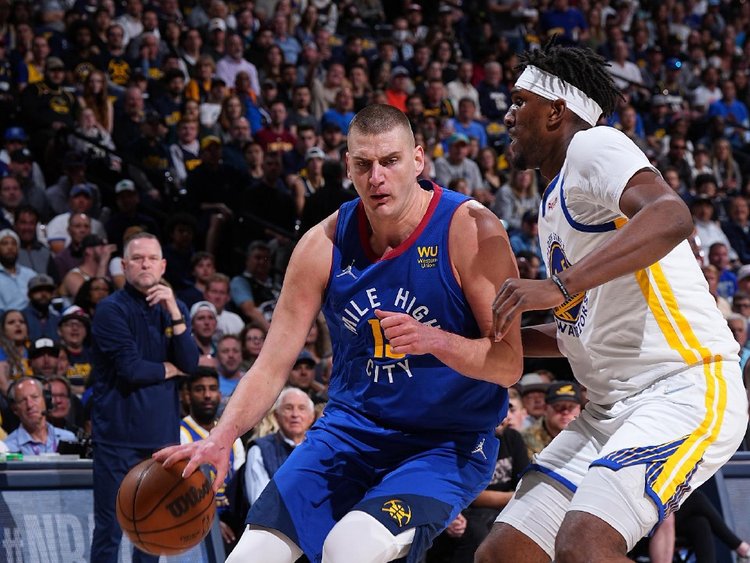 中超半场：阿苏埃破门，吴曦点射，申花2-0领先津门虎（中超半场战报：阿苏埃建功，吴曦点射，申花2-0暂领先津门虎）