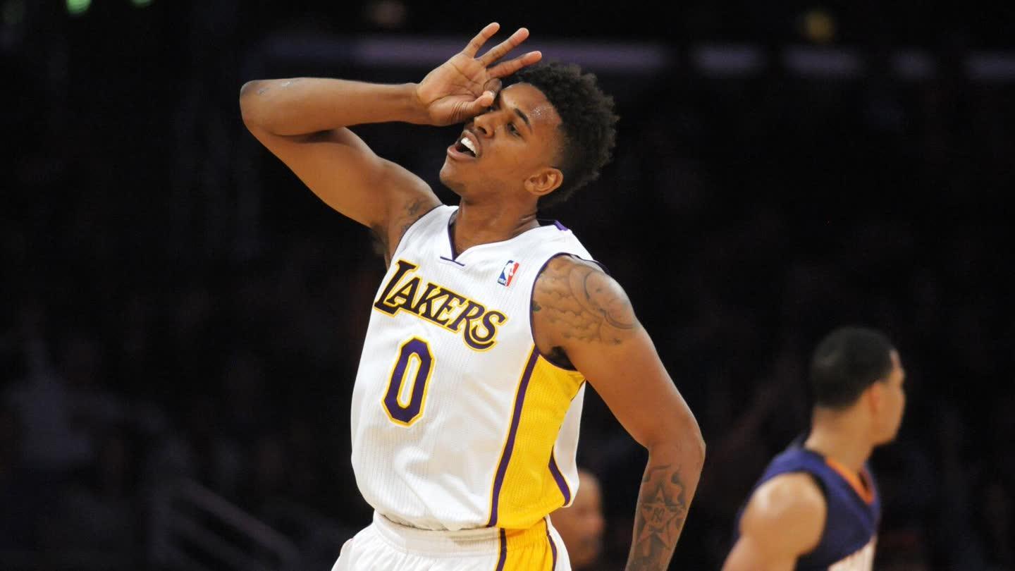 比肩弗格森和巴斯比！阿莫林上任后欧战前3场全胜（追平弗格森与巴斯比纪录，阿莫林上任后欧战前三战全胜）