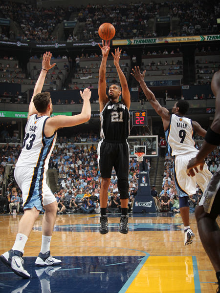 天空：抗议活动不断，苏超凯尔特人股东大会草草收场（Sky：抗议声不止，苏超凯尔特人股东大会匆忙收场）