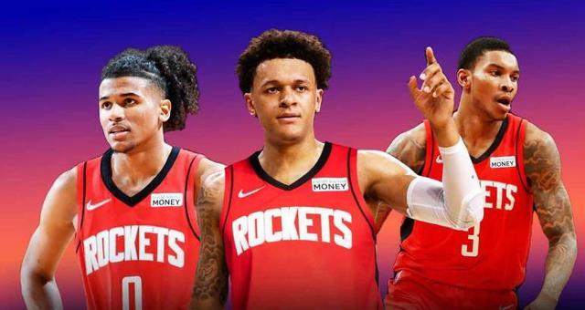 记者：姆巴佩和赫伊森回归训练，但不确定前者能否在本轮登场（记者：姆巴佩、赫伊森已恢复训练，姆巴佩本轮出战成疑）