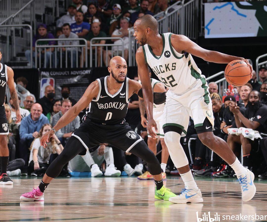 红黑军团的旅程终点：雷乌斯红迪斯与皇家社会的国王杯对决（红黑军团征途谢幕：雷乌斯红迪斯与皇家社会上演国王杯对决）