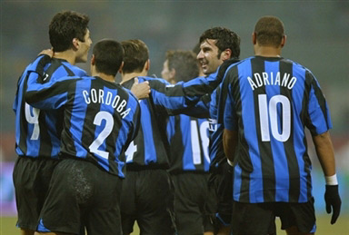 韩媒披露，因对联盟认定塔诺斯“种族歧视”不满，全...（韩媒称：因不满联盟将塔诺斯定性为“种族歧视”，全...）