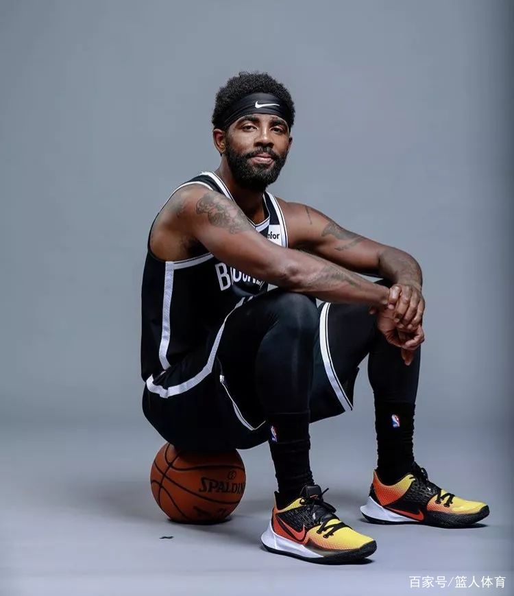 莱万特高层：几乎每天都收到关于埃永的报价，冬窗不考虑出售他（莱万特管理层：埃永报价不断，冬窗无意出售）