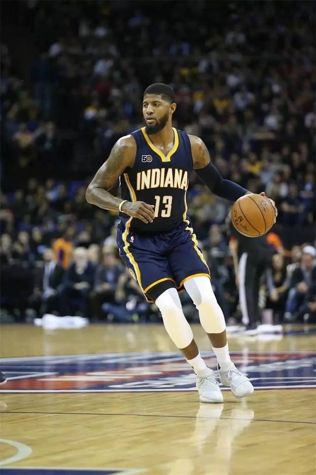 圣诞前夕送温暖，萨卡、马丁内利等阿森纳球员探望生病的孩子（圣诞将至，萨卡、马丁内利等阿森纳球员走访病童传递温暖）