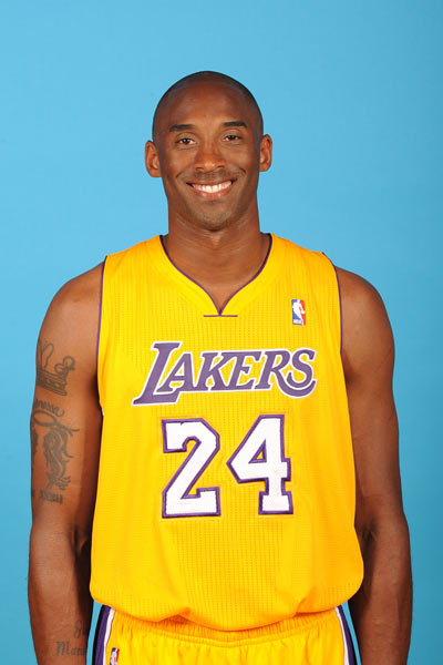 阿隆索命悬一线！皇马主席不满现代足球理念，欧冠生死战或成转折点（皇马主席不满现代足球理念，阿隆索前景岌岌可危：欧冠生死战或成关键转折）