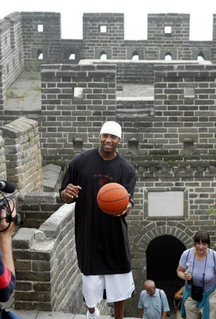 米体：索默犯了不少错，国米在寻找靠谱的一门（米体：索默失误频繁，国米正寻找更稳妥的主力门将）