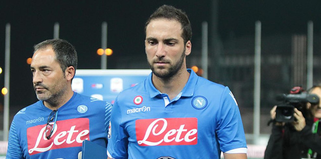 卫报：巴萨将凯恩视为取代莱万的首选目标，很可能激活违约金（卫报：巴萨将凯恩列为莱万接班首选，或启动解约金条款）